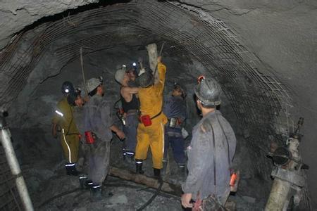 平桥工程爆破中的危险因素分析以及应对工程爆破危险的措施